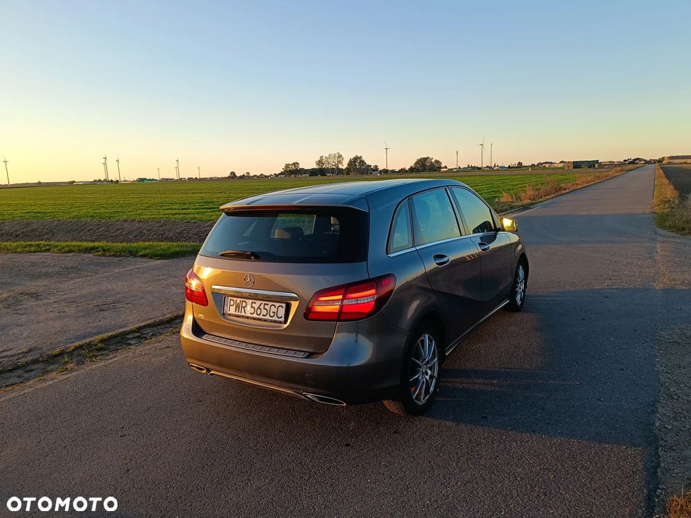 Mercedes-Benz Klasa B 180 d 7G-DCT Edition - 5