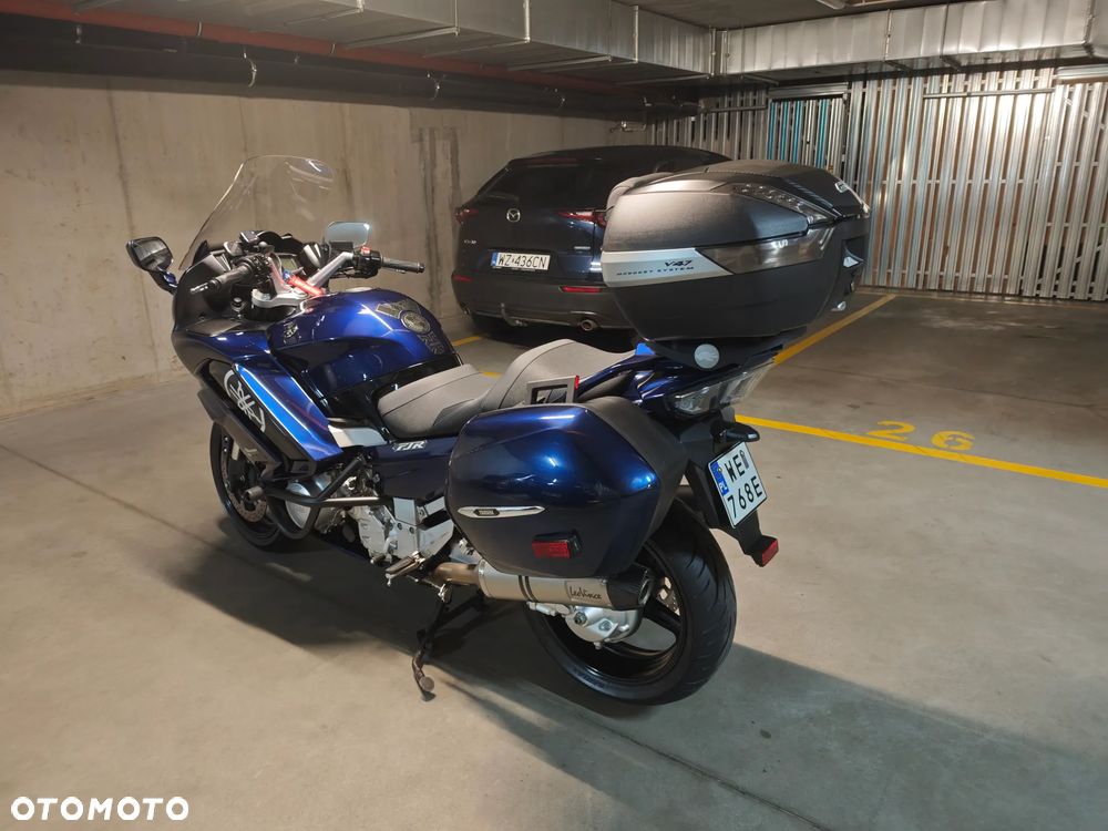 Yamaha FJR - 10