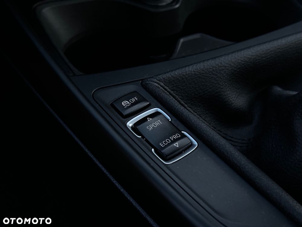 BMW Seria 1 118d Advantage - 26