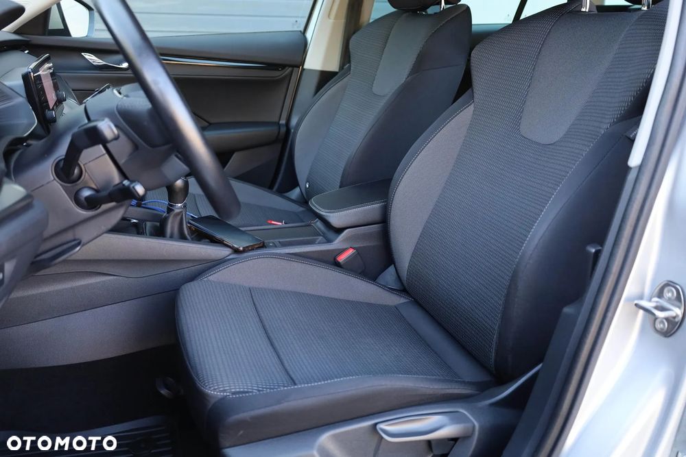 Skoda Octavia 2.0 TDI Ambition - 34