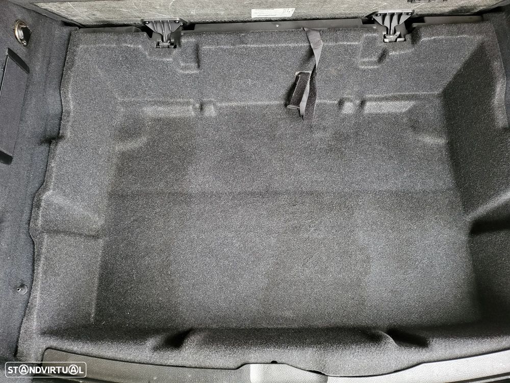 BMW 214 Active Tourer - 8