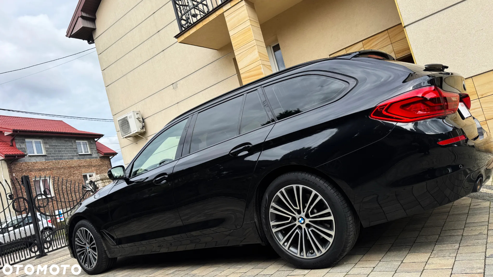 BMW Seria 5 520d Sport Line sport - 7