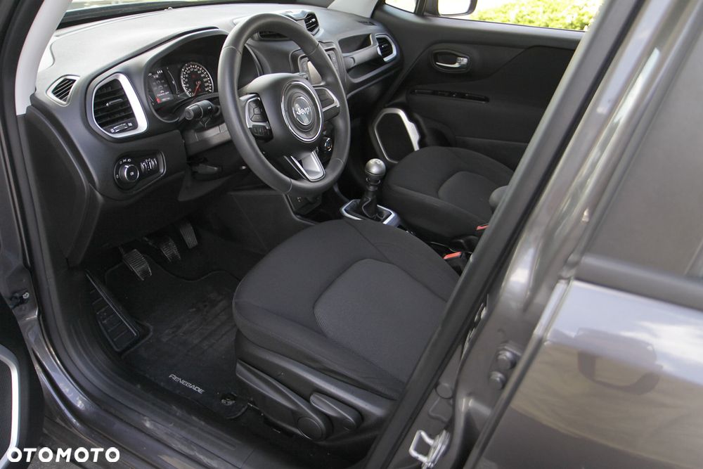 Jeep Renegade - 8