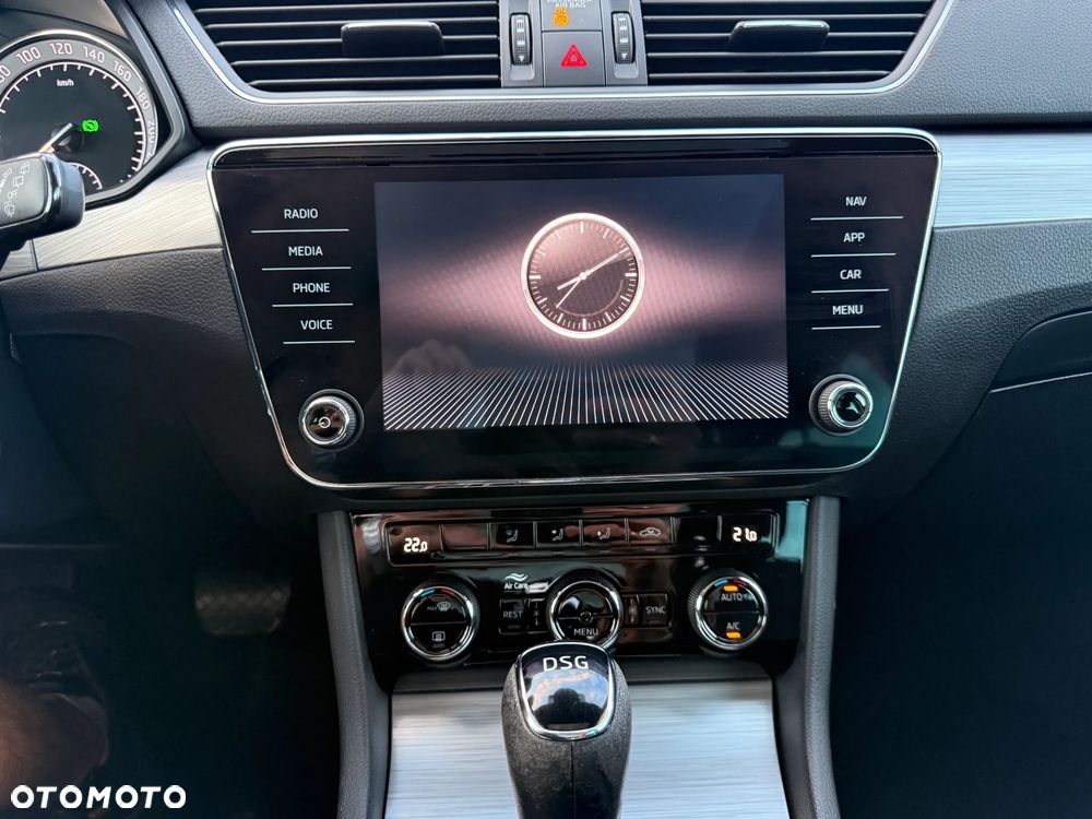 Skoda Superb 1.5 TSI Sportline DSG - 24