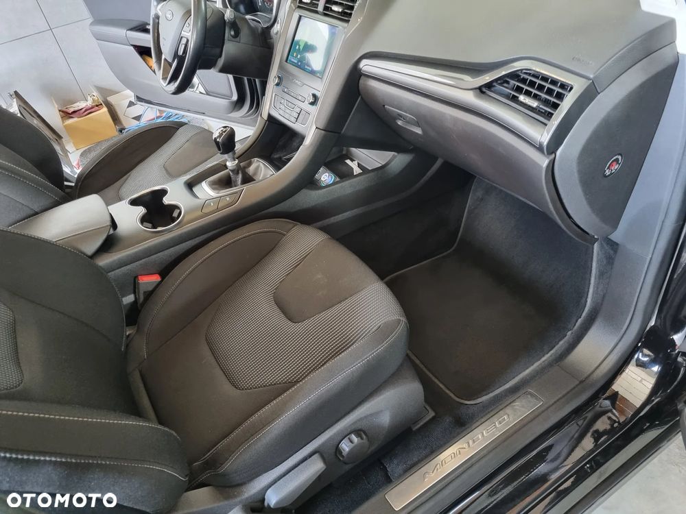 Ford Mondeo 2.0 TDCi STart-Stopp Titanium - 21