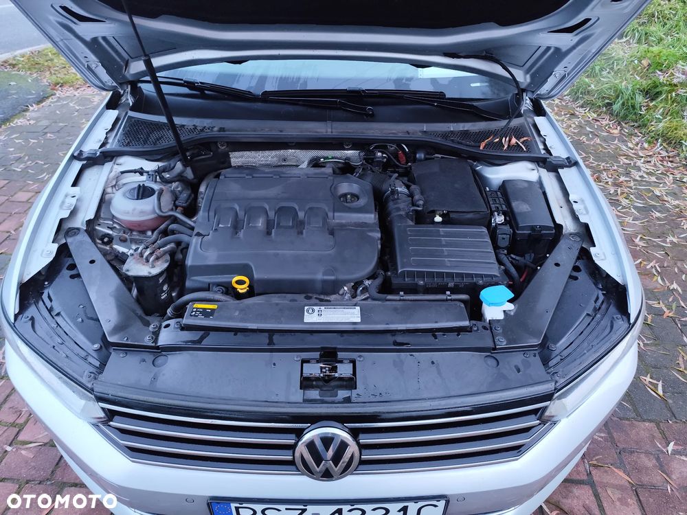 Volkswagen Passat ver-2-0-tdi-scr-comfortline - 11