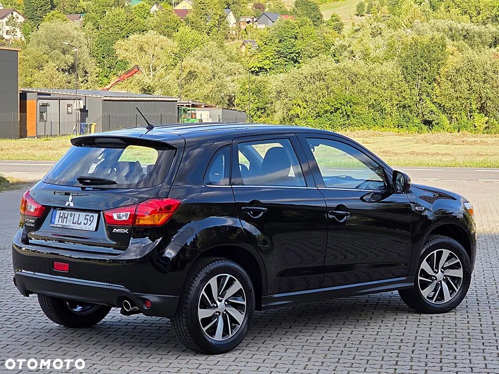 Mitsubishi ASX - 16