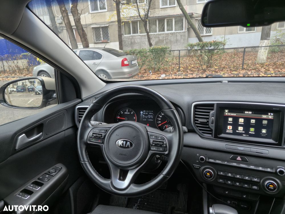 Kia Sportage 1.7 DSL 7DCT 4x2 Style - 8