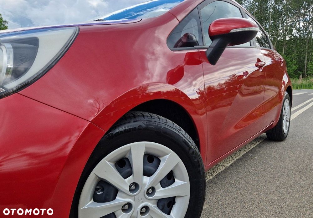 Kia Rio 1.4 Dream Team Edition - 14