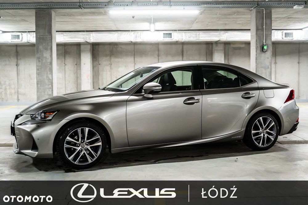 Lexus IS - 2