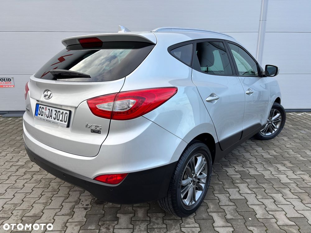 Hyundai ix35 blue 1.6 2WD Finale Silver - 12