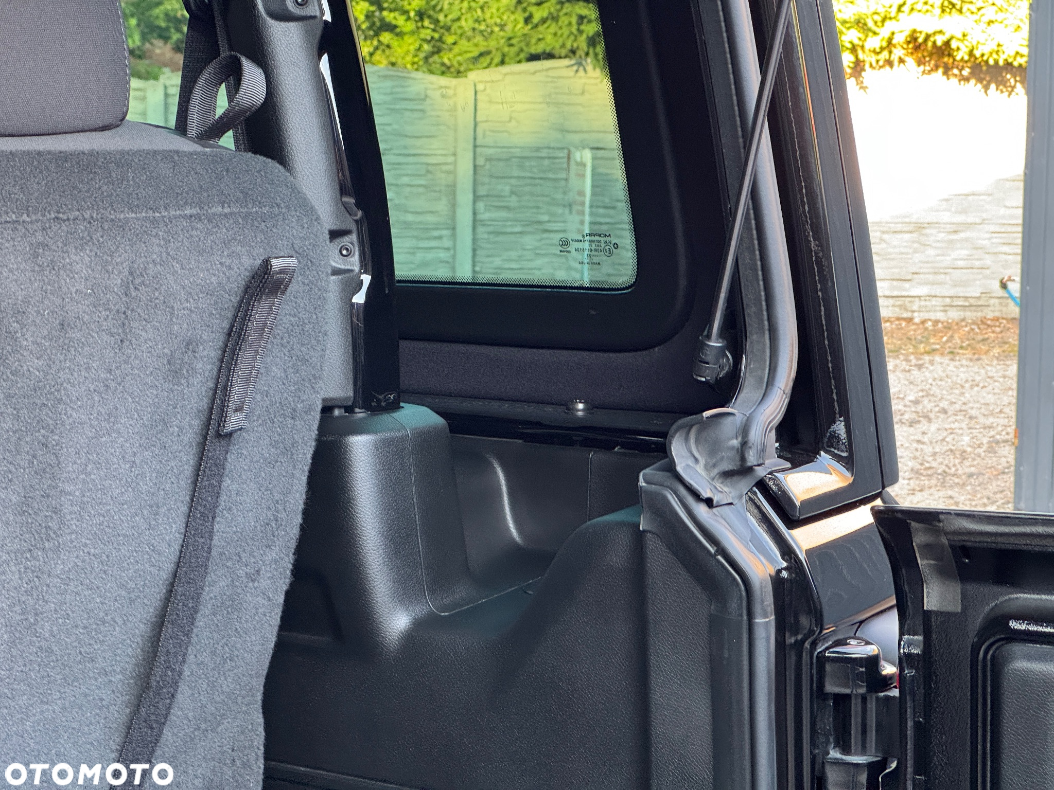 Jeep Wrangler - 26