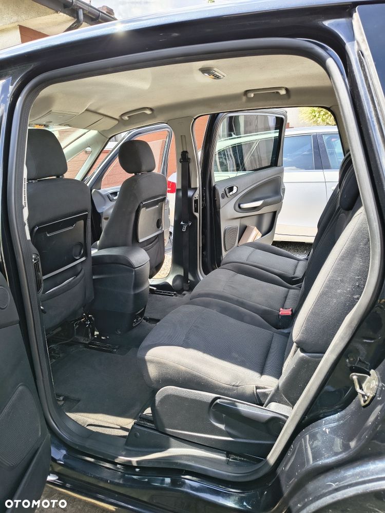 Ford S-Max - 6