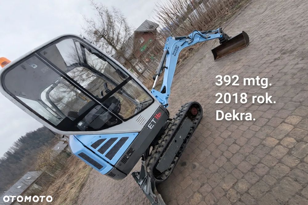 Wacker Neuson ET16 Minikoparka 2 tony. JAK NOWA 2018rok z Gospodarstwa Norweskiego 1190mtg. IGŁA! Rozsuwane hydraulicznie gąsienice. Dodatkowe sekcje Hydrauliczne. Silnik Yanmar 3 cyl. Aktualna DEKRA BMWT. Po serwisach! Ani deka luzów i wycieków. OKAZJA TANIO. Zadbana maszyna. 2 łyżki - 37