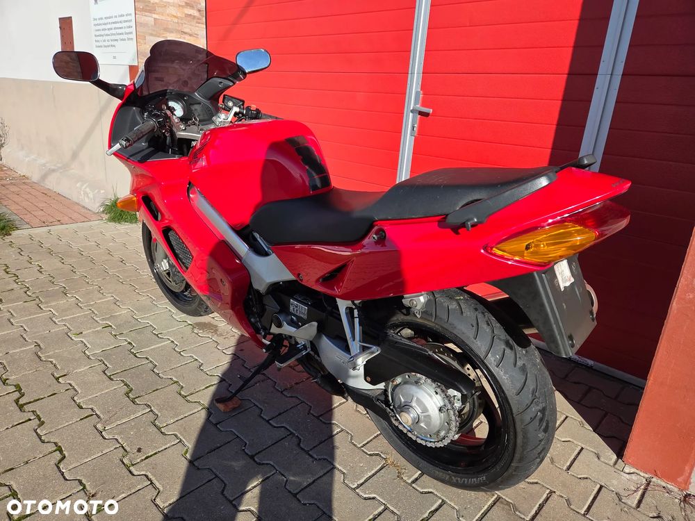 Honda VFR - 6