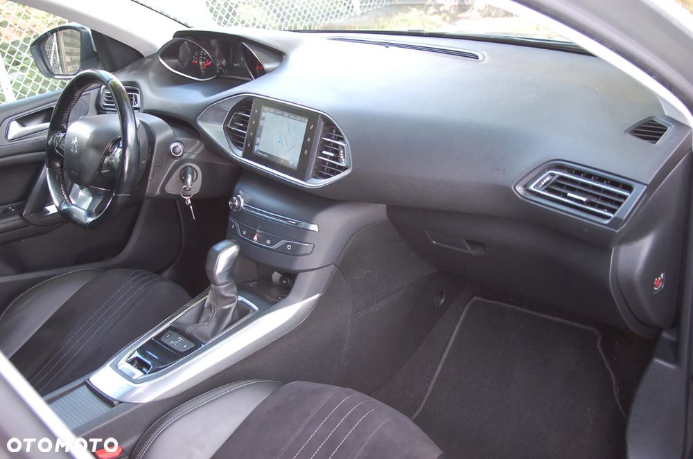 Peugeot 308 BlueHDi FAP 120 EAT6 Stop&Start Allure - 30