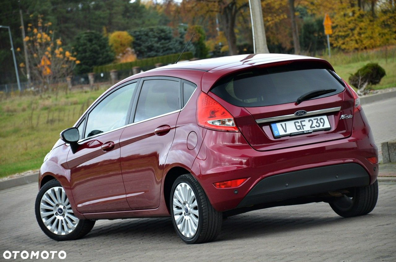 Ford Fiesta - 16