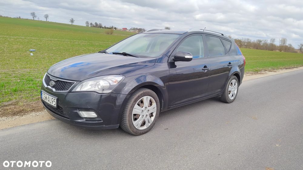 Kia Ceed - 5