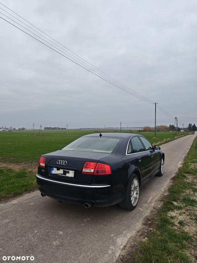 Audi A8 - 3