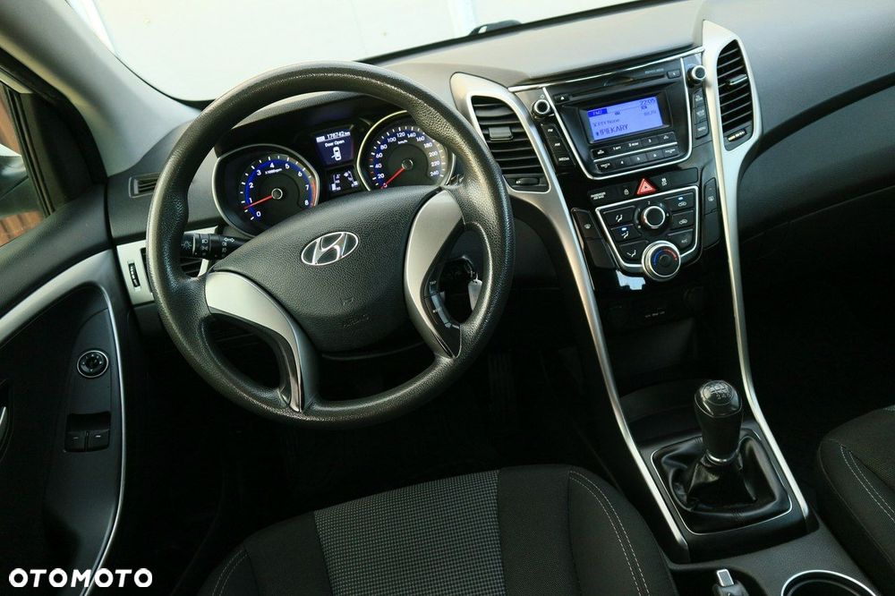 Hyundai i30 1.4 Fifa World Cup Edition - 25