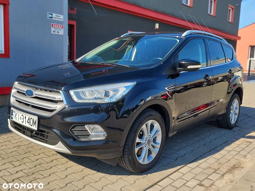 Ford Kuga - 1
