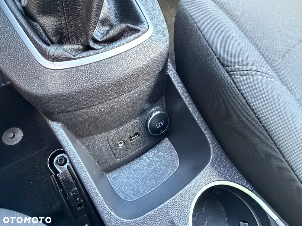 Ford Fiesta 1.25 Trend - 23