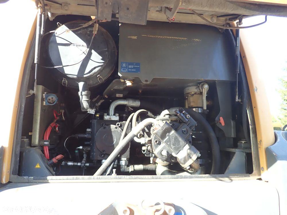 Liebherr L576 - 8