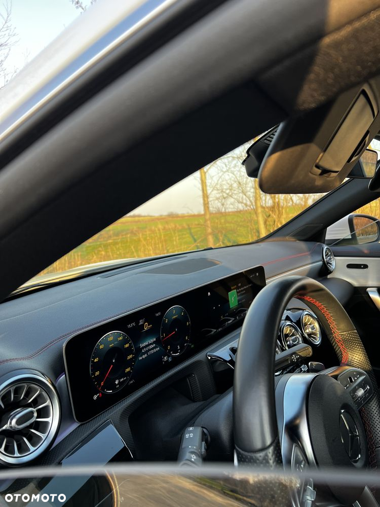 Mercedes-Benz CLA 220 d AMG Line 8G-DCT - 20