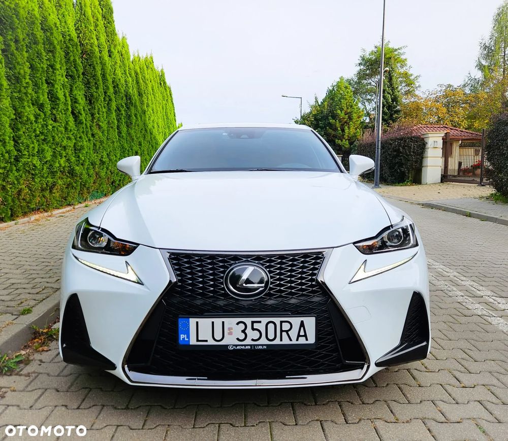 Lexus IS - 22