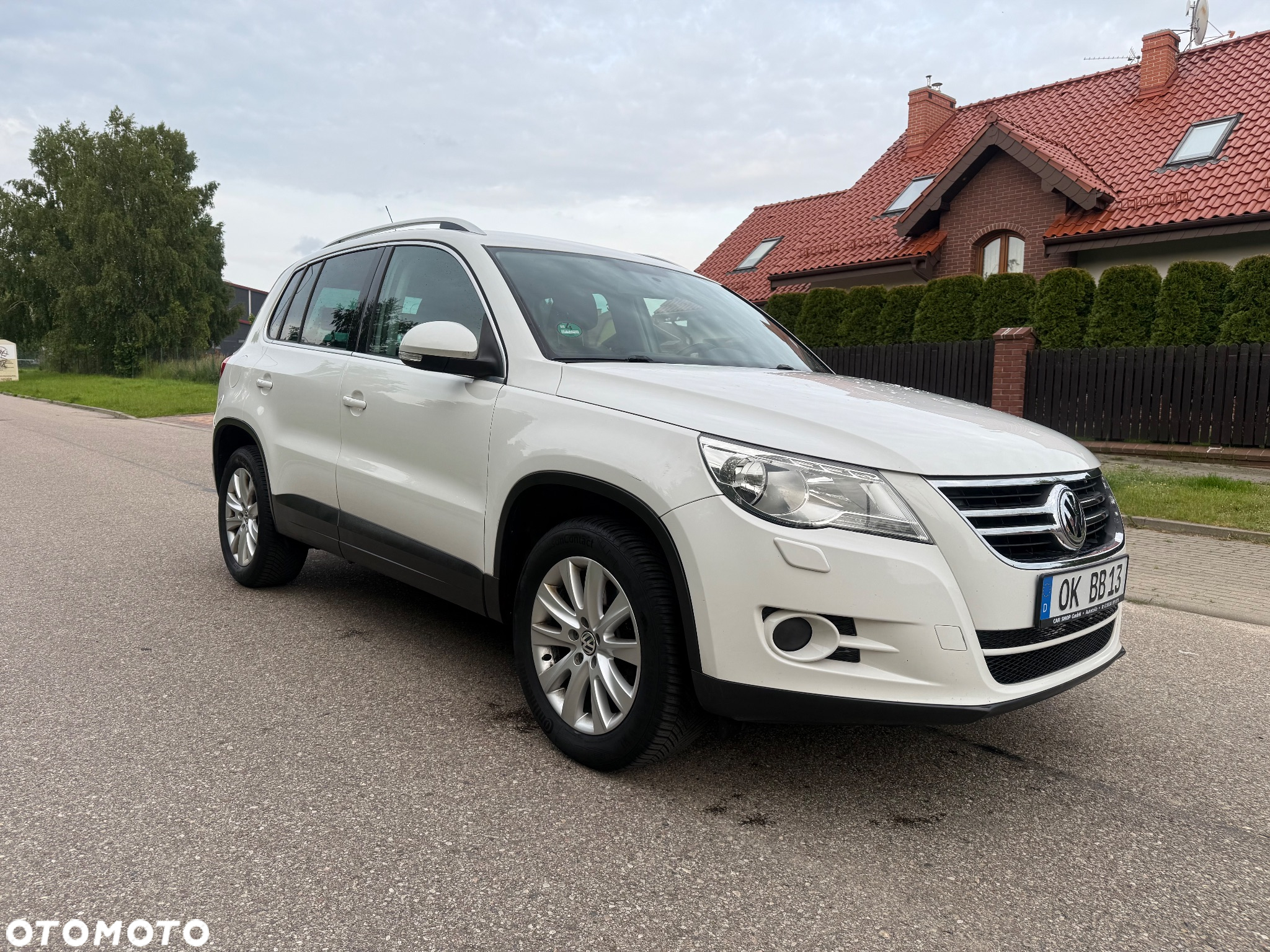 Volkswagen Tiguan - 12