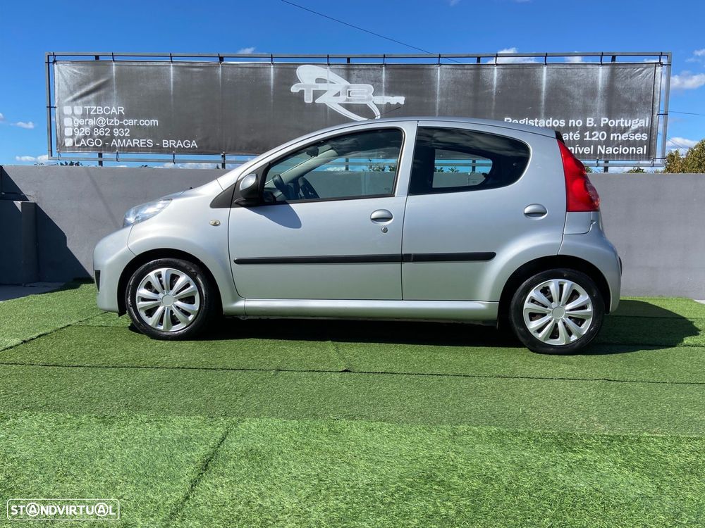 Peugeot 107 1.0 Trendy - 4