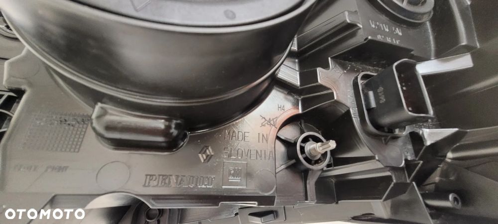 LAMPA PRZÓD PRAWA ZWYKŁA RENAULT TRAFIC III 2014- 260108047R - 11