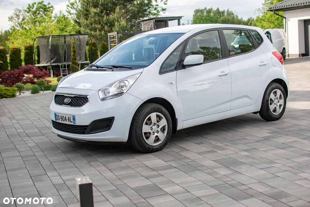Kia Venga - 27