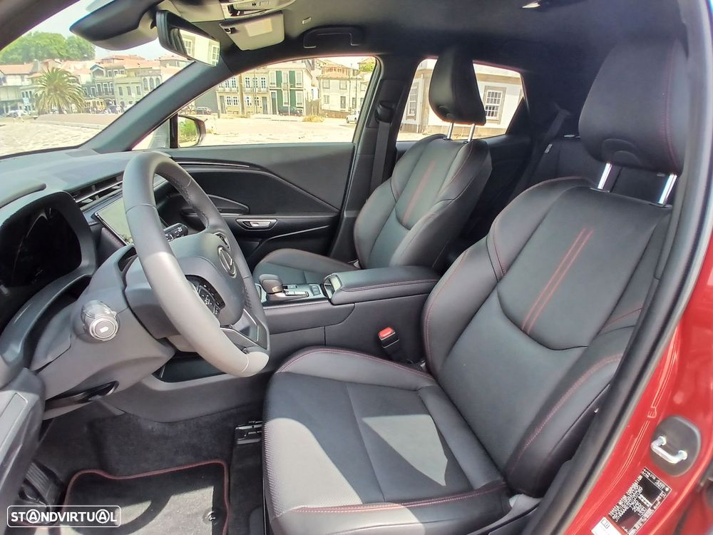 Lexus LBX - 2