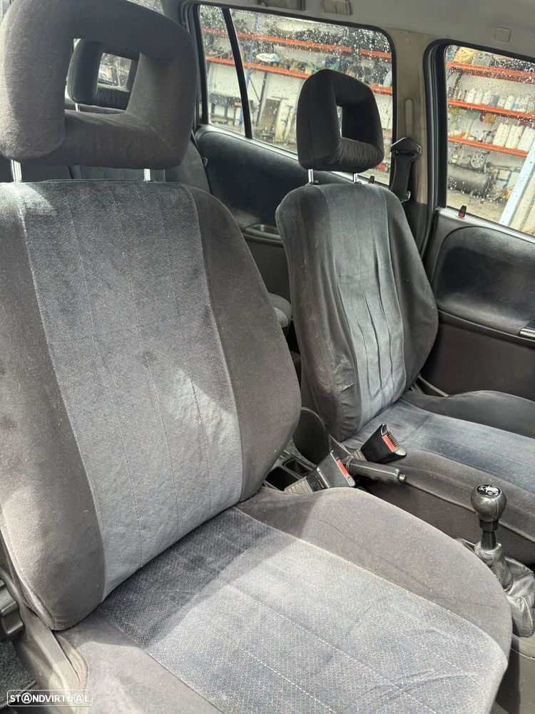 Opel Astra Caravan 1.7 TD GLS - 10