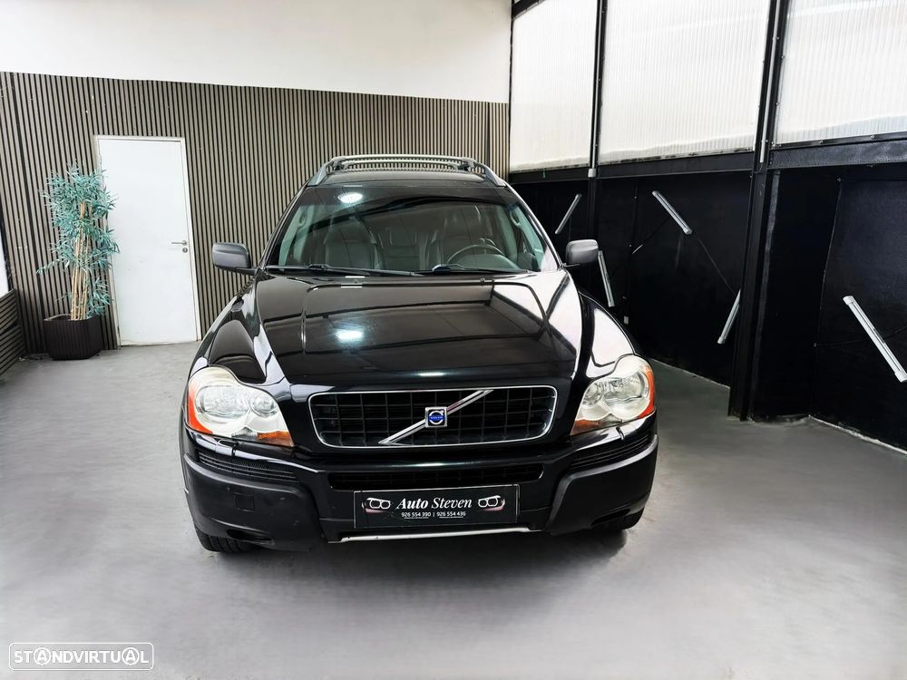 Volvo XC 90 2.4 D5 5L Nivel 3 Auto. - 2