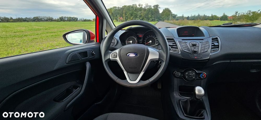Ford Fiesta 1.25 Ambiente EU5 - 14