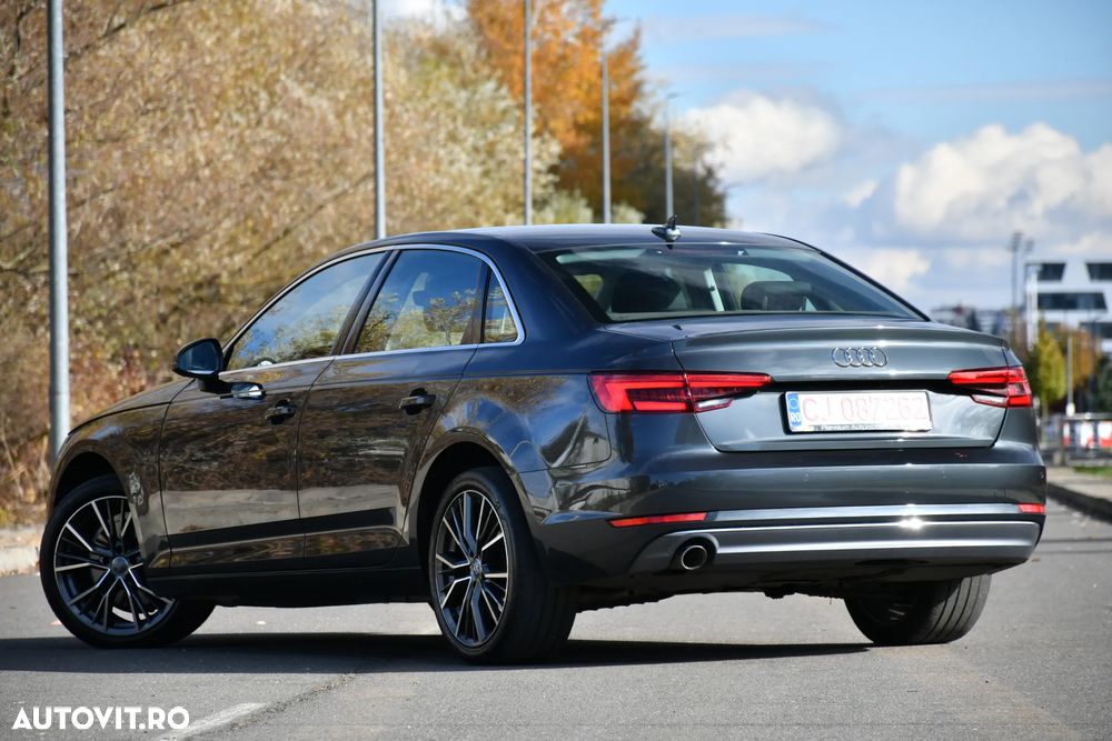 Audi A4 2.0 TDI S tronic Sport - 18