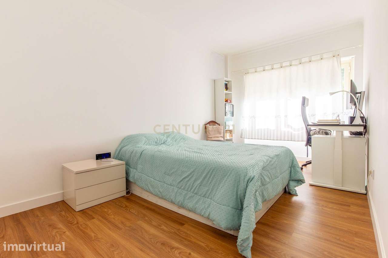 Apartamento T3 Transformado em T2 em Corroios, Seixal - Oportunidade Ú - Grande imagem: 4/23