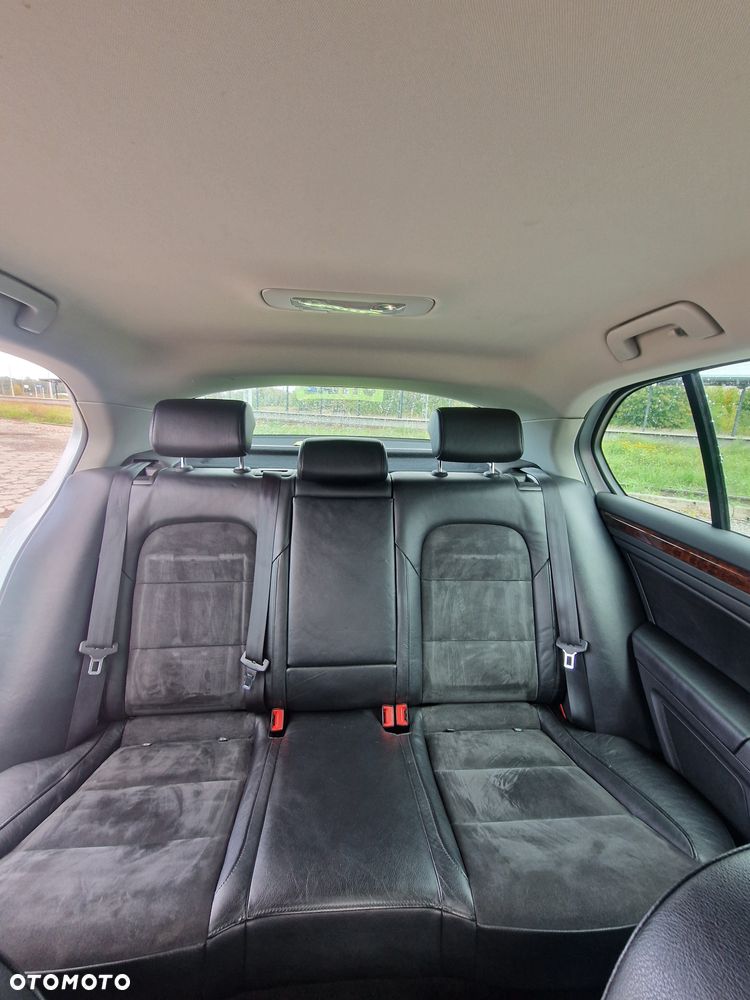 Skoda Superb 2.0 TDI Comfort DSG - 16
