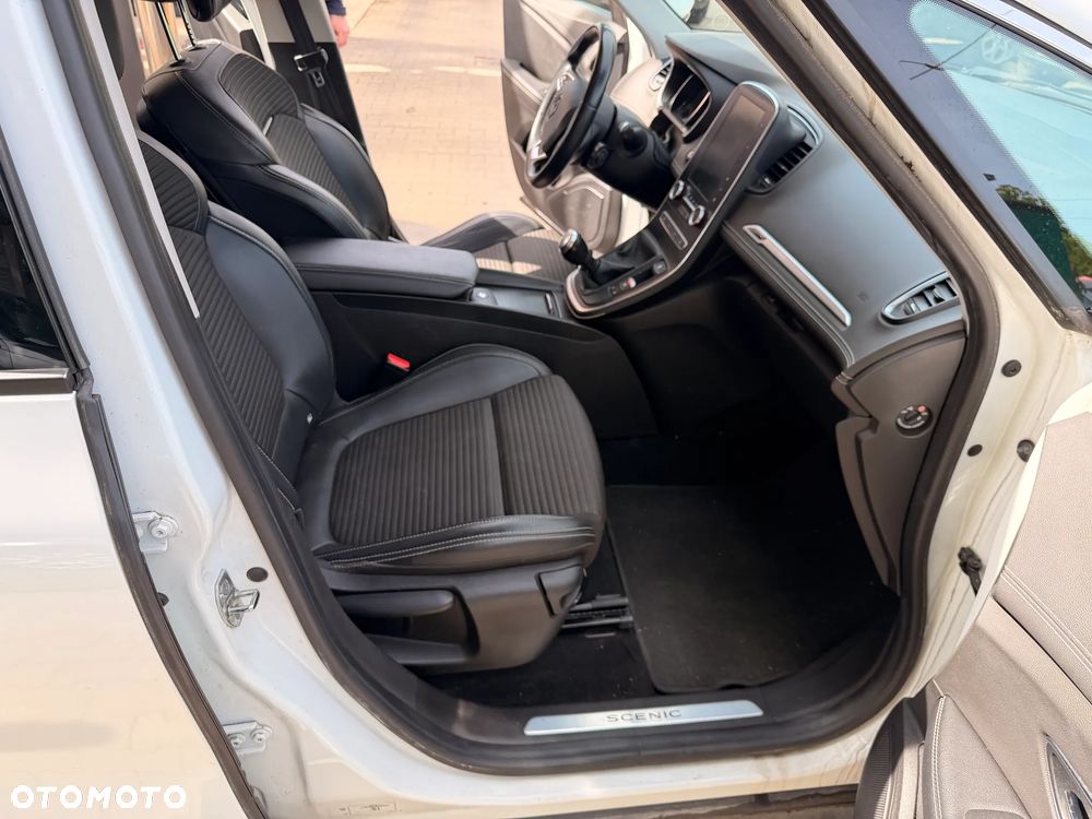 Renault Grand Scenic TCe 140 GPF BUSINESS EDITION - 34