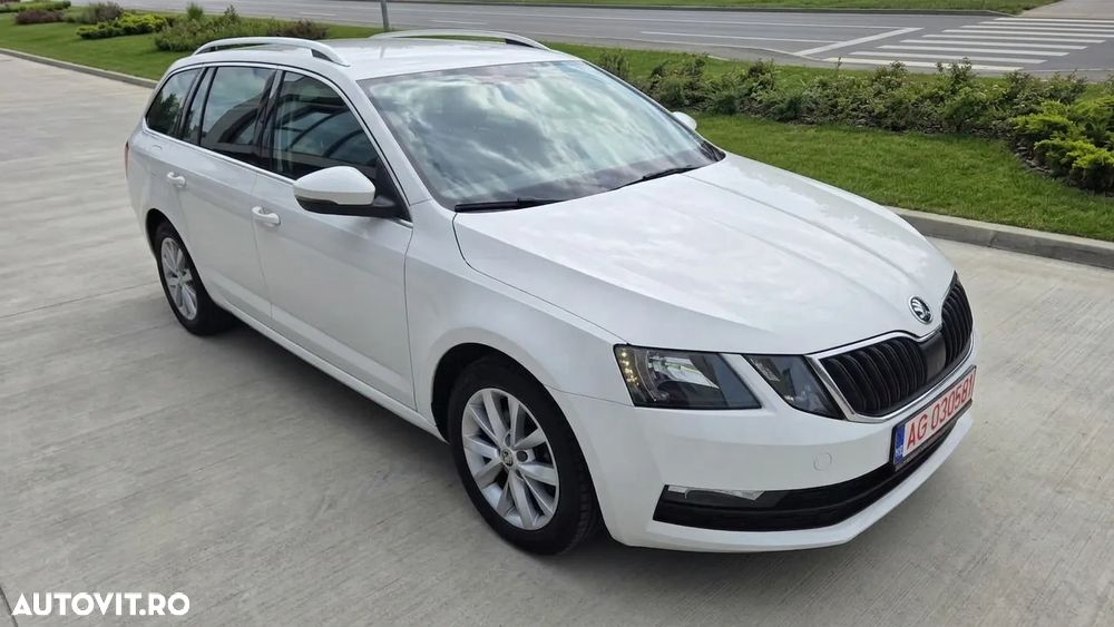 Skoda Octavia - 2