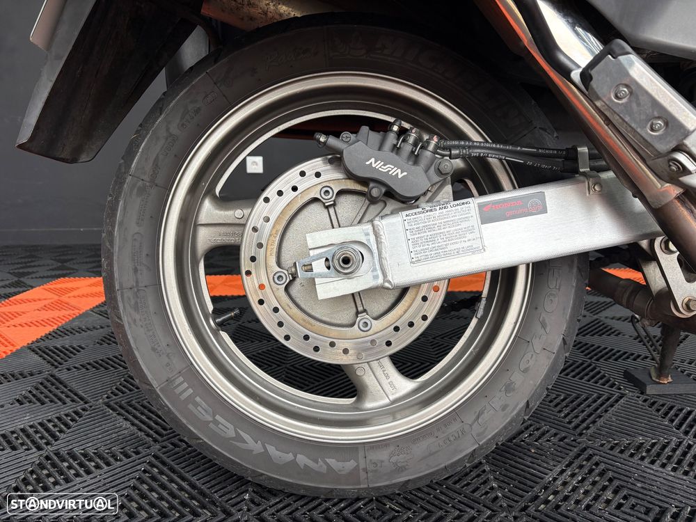 Honda Varadero XL 1000 Injeção - 10