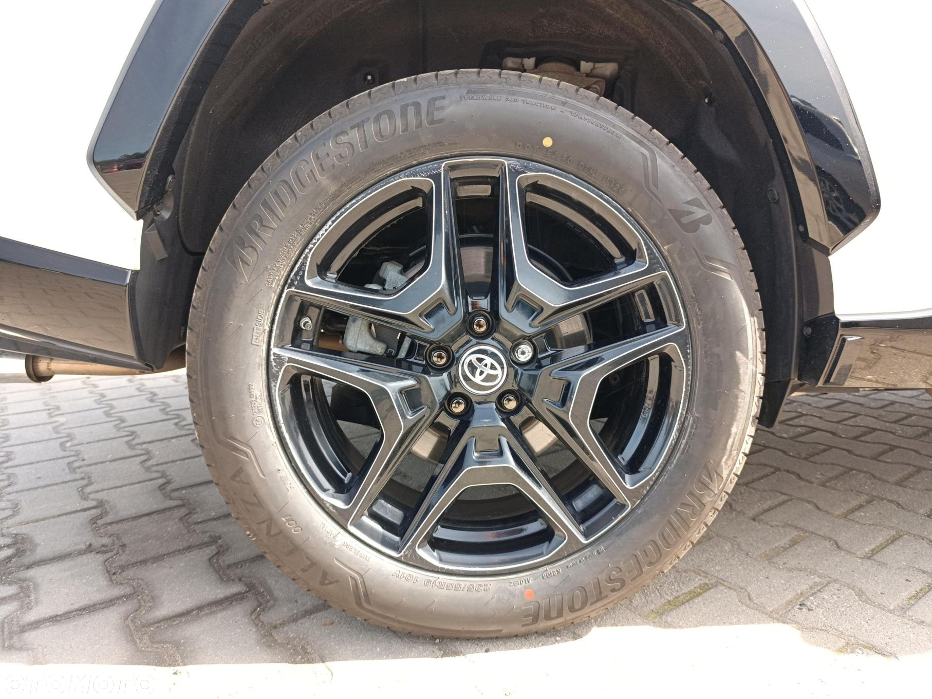 Toyota RAV4 - 14