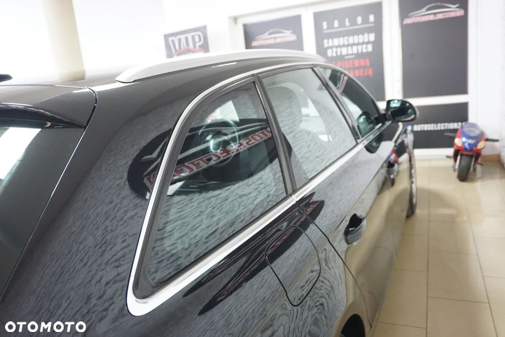 Audi A4 Avant 2.0 TDI DPF S line Sportpaket - 19