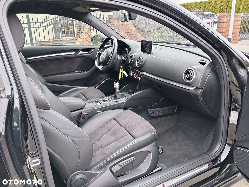 Audi A3 3-drzwiowe 1.4 TFSI S line Sportpaket - 15