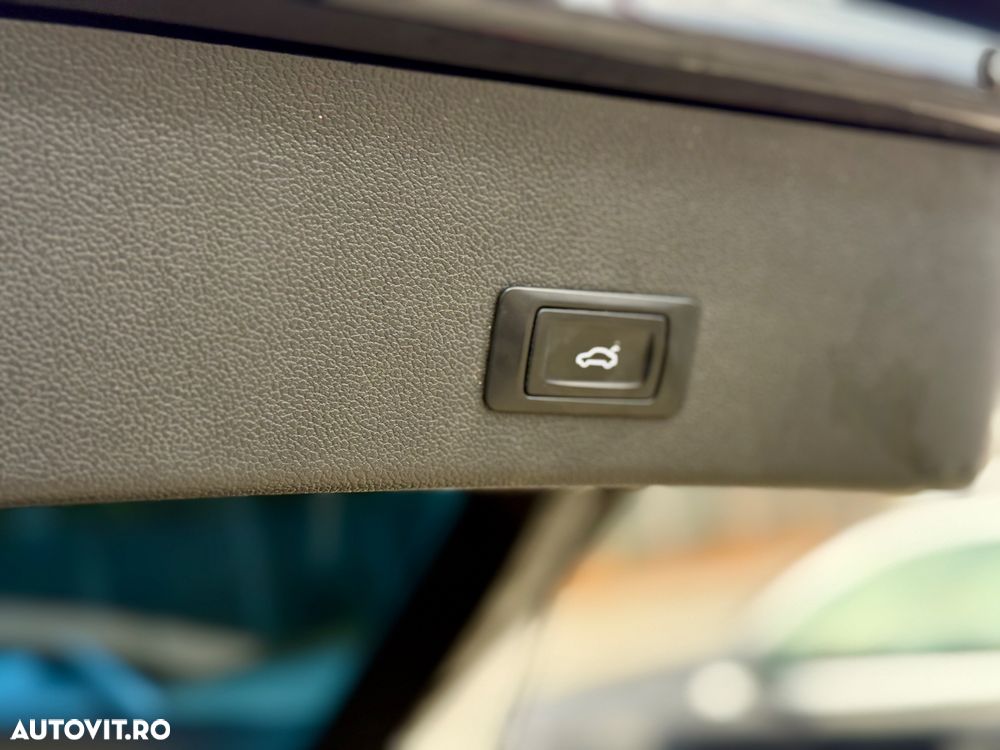 Audi A4 Avant 2.0 TDI DPF multitronic S line Sportpaket - 24