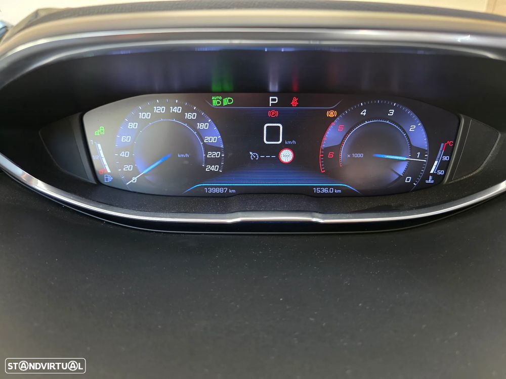 Peugeot 5008 BlueHDI 130 EAT8 Allure Pack - 39