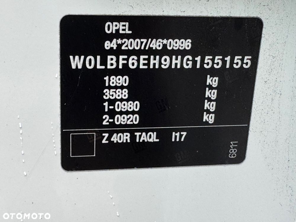 Opel Astra V 1.6 T Dynamic S&S - 32