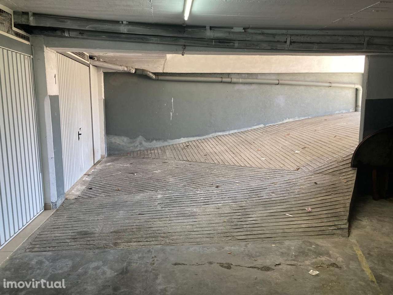 Garagem, Costa da Caparica - Grande imagem: 3/5